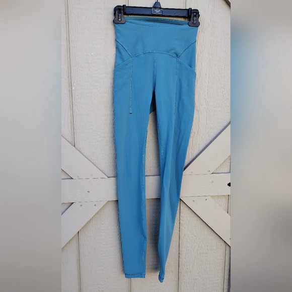Lululemon Power Thru High-Rise Tight Legging 28" Capture Blue Size 2 EUC - Picture 1 of 5